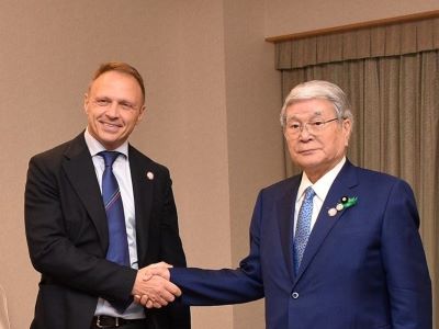 ロッロブリージダ大臣と野村大臣