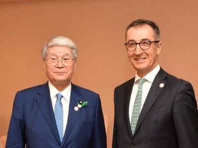 野村大臣とエズデミル大臣