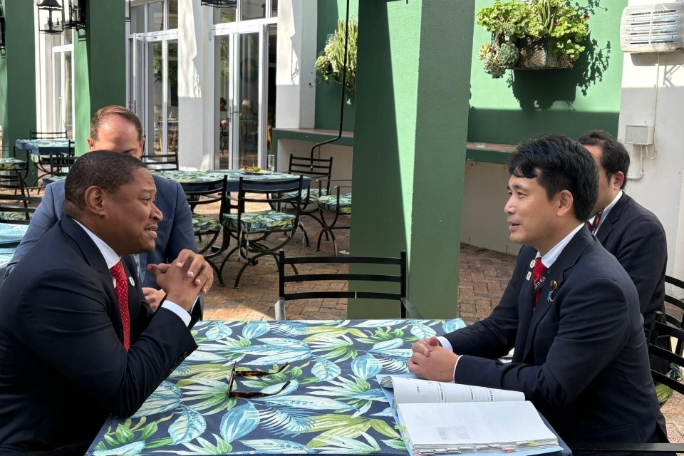 ダニエル・B・ウィットリー・米国農務省海外農務局長との会談