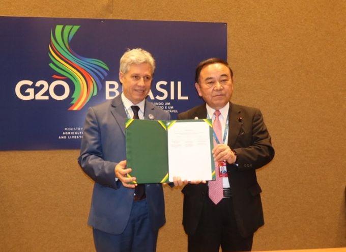 坂本農林水産大臣　ブラジル農業開発・家族農業大臣とのバイ会談