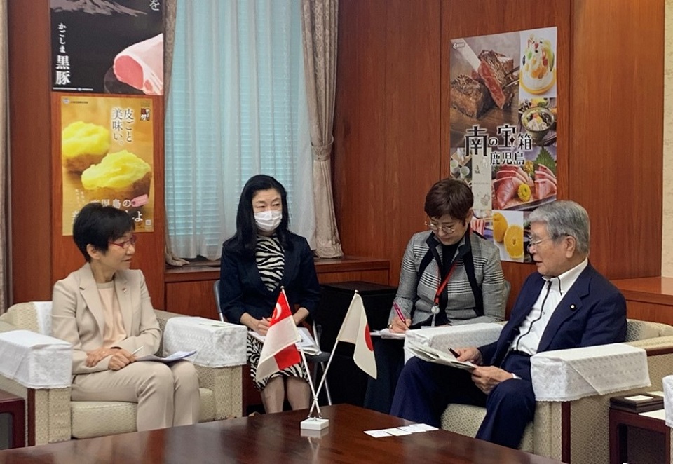 野村農林水産大臣とシンガポール共和国持続可能性・環境省フー大臣との会談