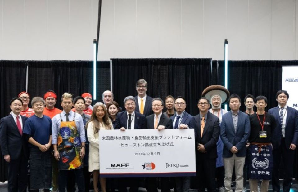 立上げ式集合写真