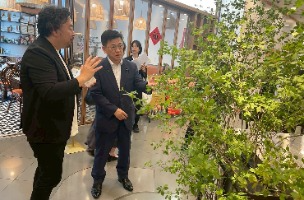 日系生花店視察