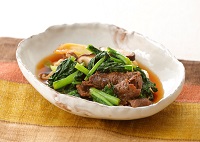 ごせき晩生小松菜と牛肉のすき煮