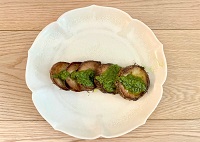 ネギとエゴマのジェノベーゼ風ソース