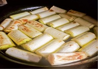 メインディッシュになる焼きネギ