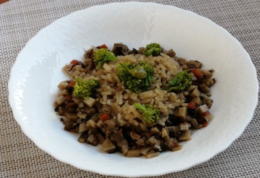 島根県「UZUMEリゾット」