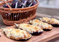 とろ～りナスピザ