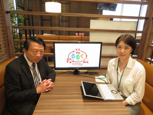 味の素の社内にて