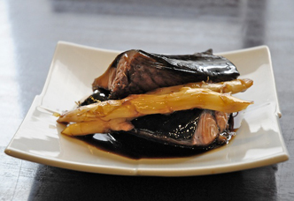 油を使わず中華の逸品 鯖の黒酢煮込み