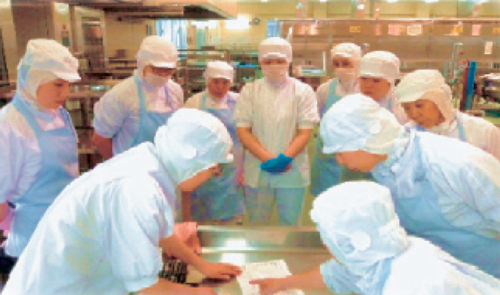 スタッフミーティングは愛情のスパイス！