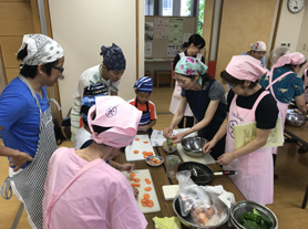 親子料理教室の様子