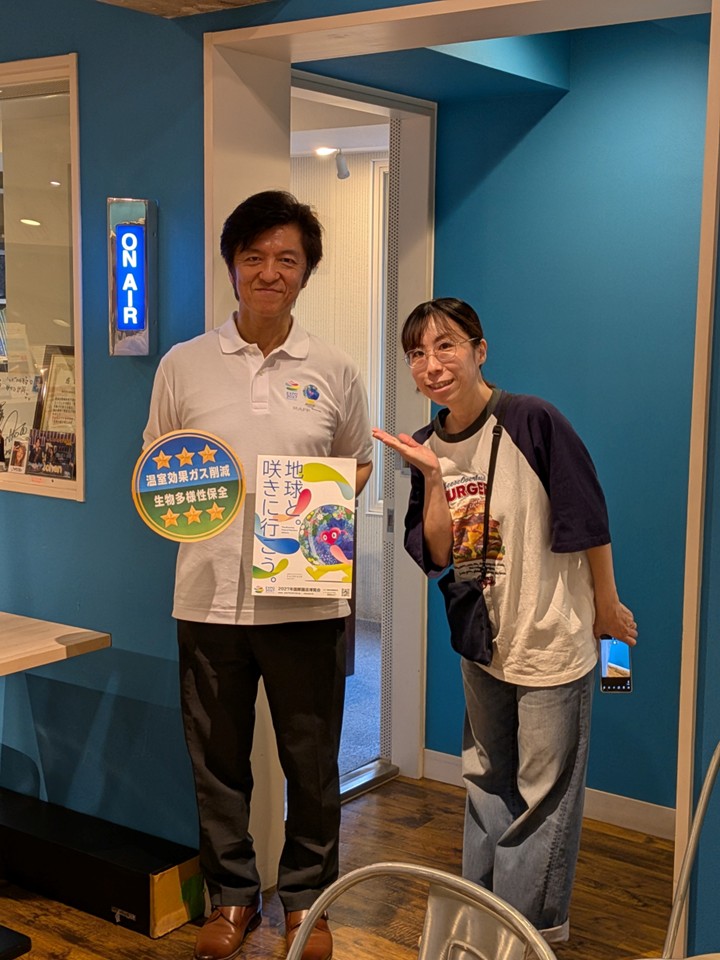 収録後のパーソナリティとの写真
