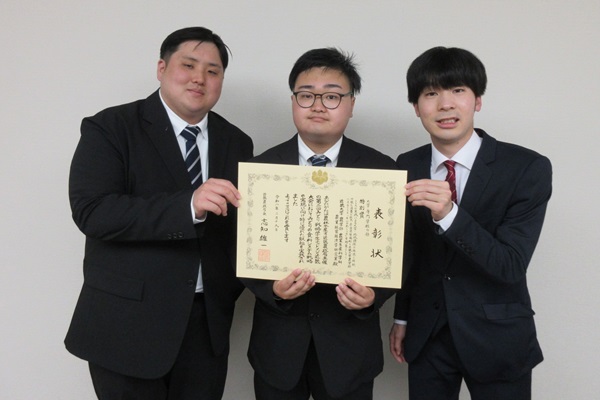 第2回みどり戦略学生チャレンジ近畿大会において受賞された様子