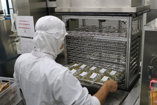 プラスワングループ