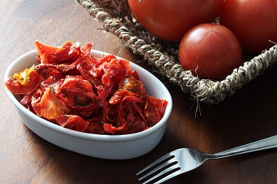 セミドライトマト