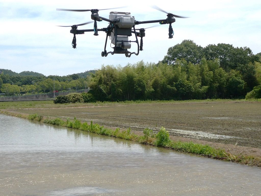あぐりーど玉野ドローン直播で省力化を実現