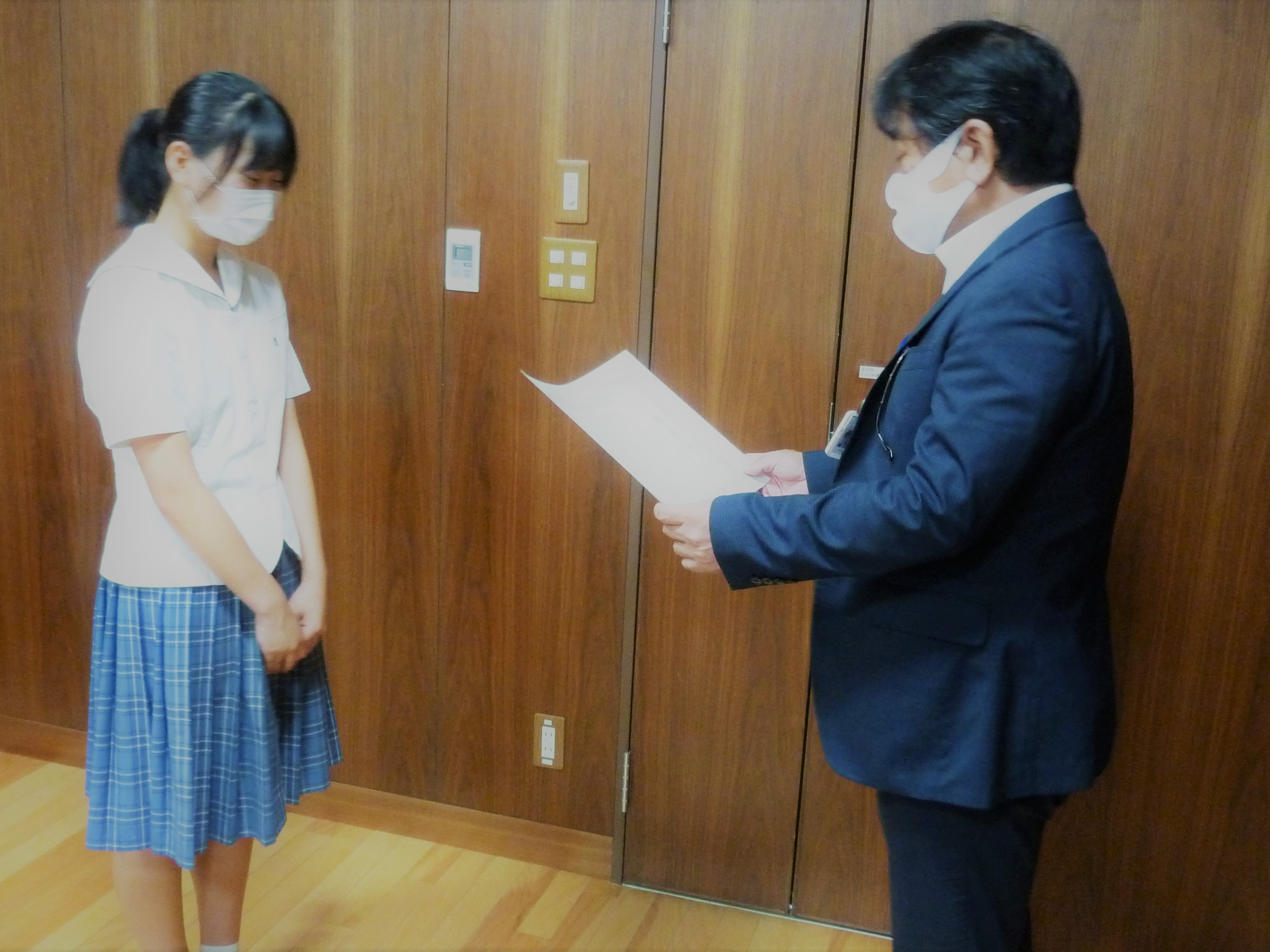 淡路農業での手交