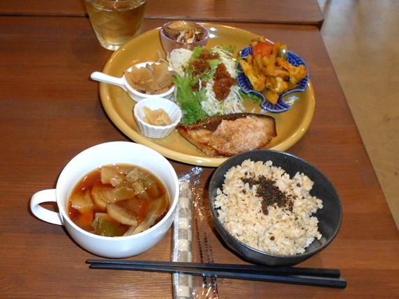 農家の昼ごはん