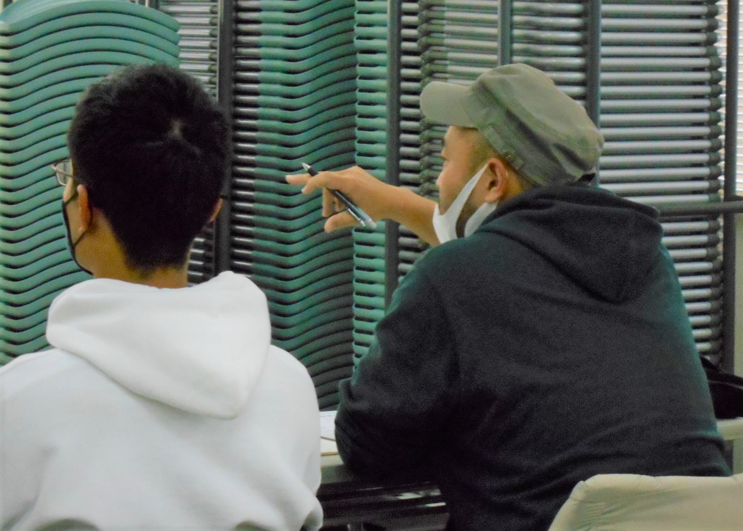 質問する参加者