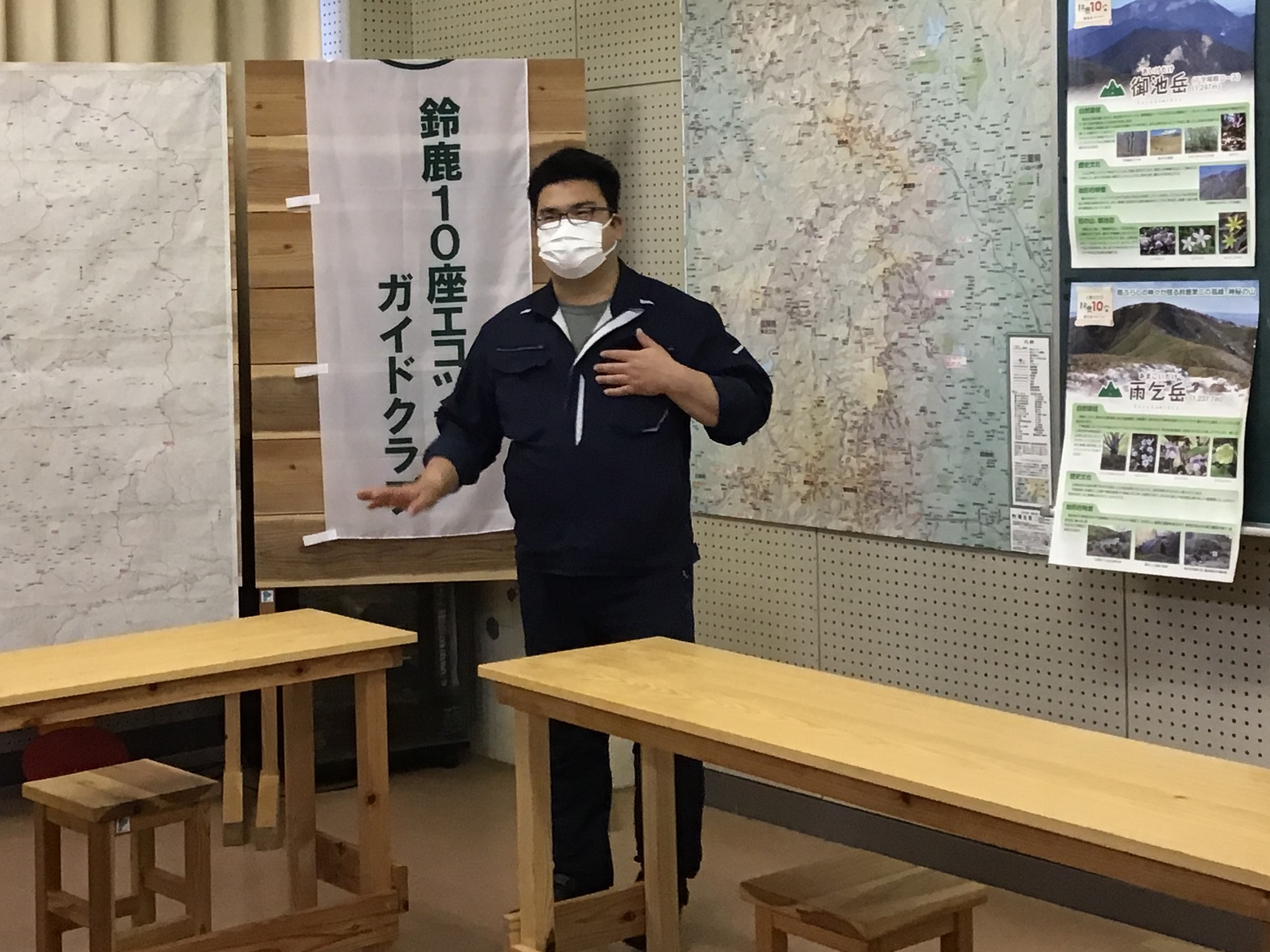 流暢でユーモアあふれる説明