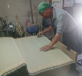 畳表仕上げ作業