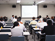 4月18日報告会風景