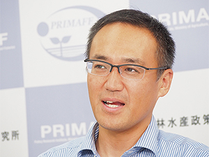 馬奈木 俊介 氏