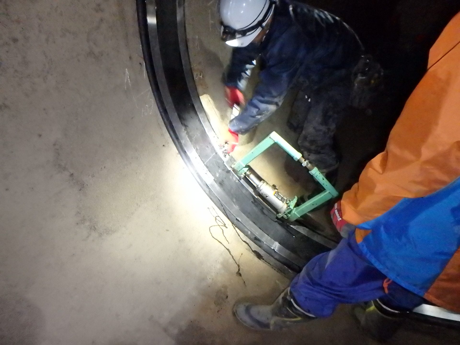 止水バンド施工状況1