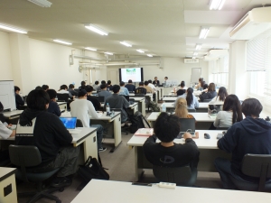 秋田県立大学でみどりの食料システム戦略等に関する講義を行いました