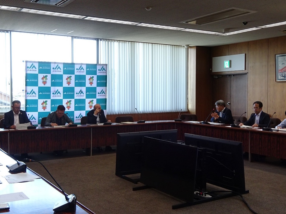 JAみえなかとの意見交換の様子