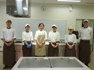 齋藤講師とアシスタント