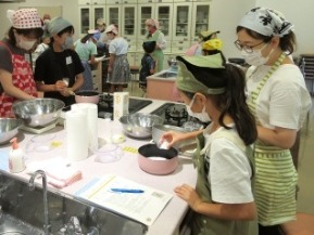 調理の様子⑨
